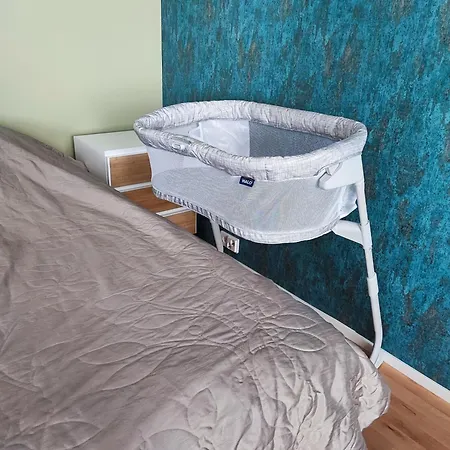 Jyraengoen Helmi Apartament *
