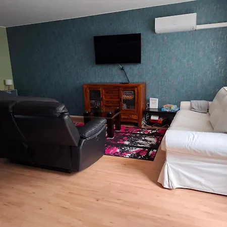 Apartament Jyraengoen Helmi